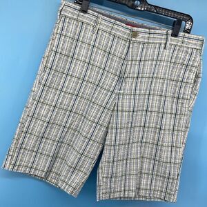 Izod Shorts Men's Size 34 Seersucker Plaid Retro‎ Summer Travel Cruise
